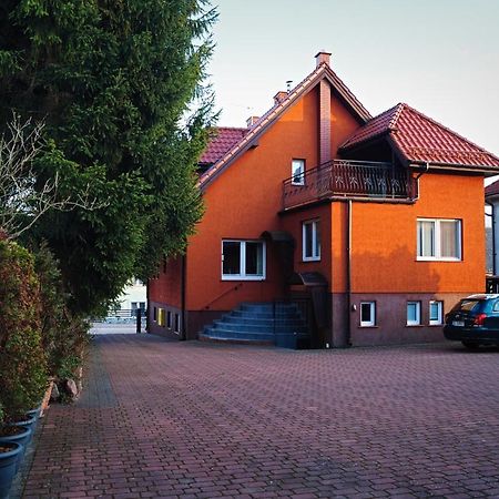 E&M Acomodação com café da manhã Mikołajki Exterior foto